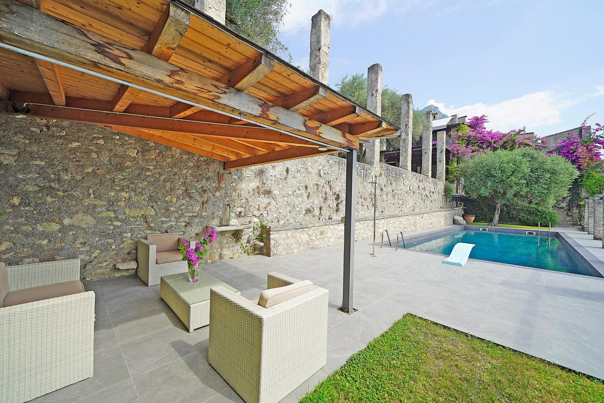 Villa Rachele: Stunning Luxury Villa In Centre Gargnano With Private Pool And Breathtaking Views Kültér fotó