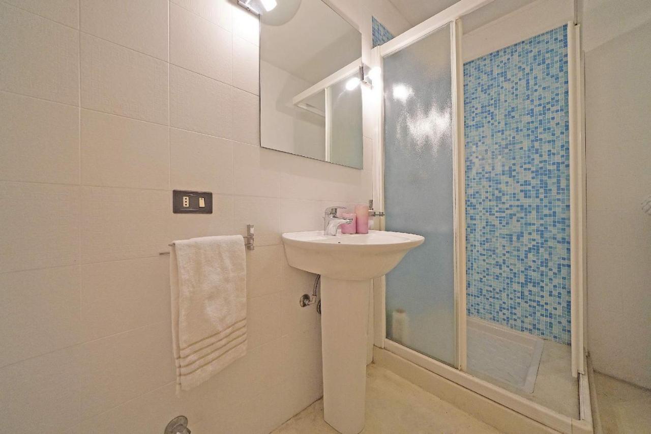 Villa Rachele: Stunning Luxury Villa In Centre Gargnano With Private Pool And Breathtaking Views Kültér fotó